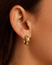 Load image into Gallery viewer, Lou Statement Huggies